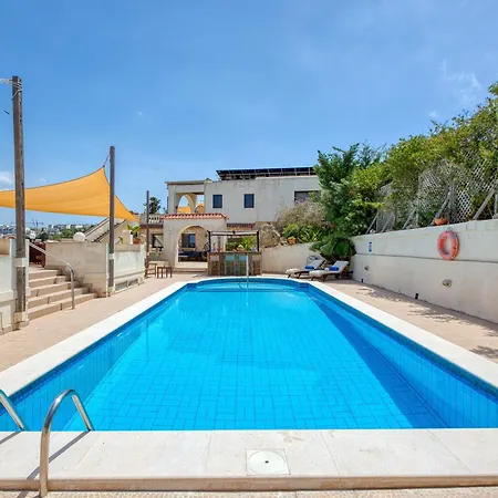 Villa D View 4 *