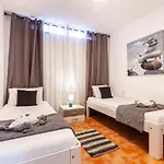 D View 4 * المليحة