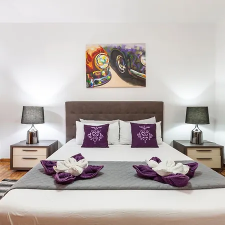 D View 4 מליאהה