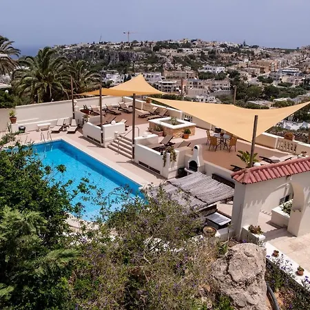Villa D View 4 *